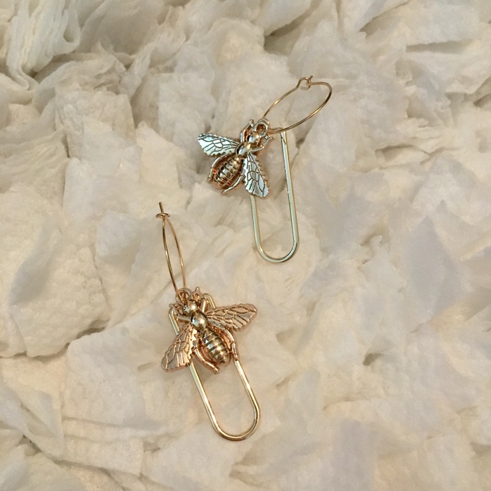 Queen Bee Drop Hoop Gold Detail Earrings - Picture 7 of 7